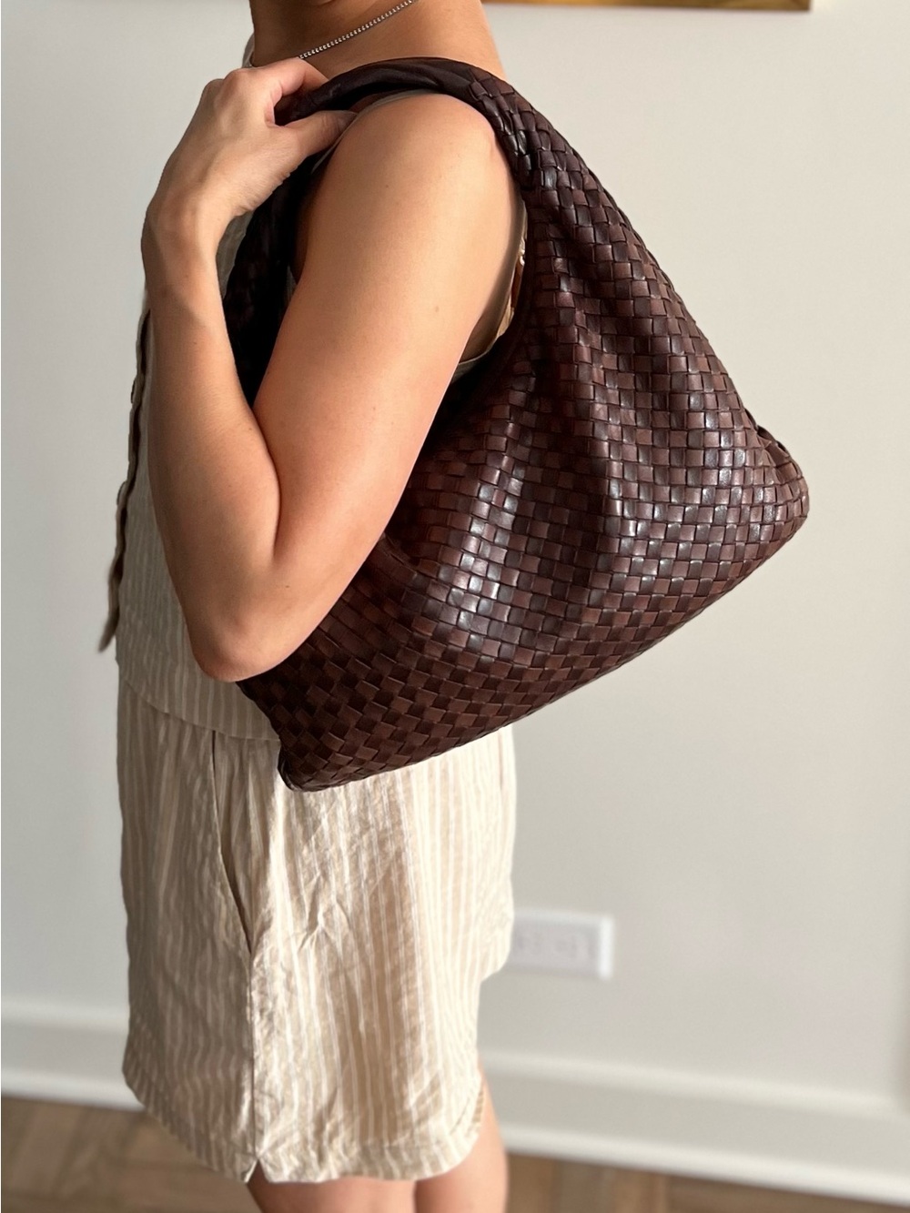Authentic Bottega Venetta Intrecciato Shoulder Bag - Picture 11 of 11